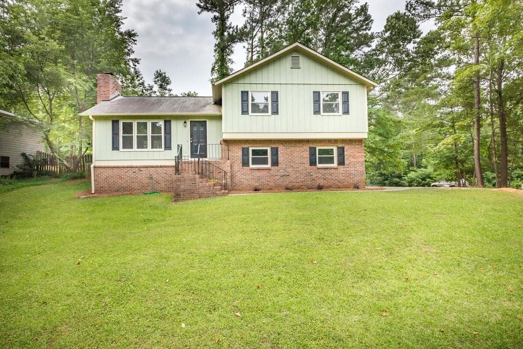 3812 Stonewall Drive, Kennesaw, GA 30152 — most recent listing photo