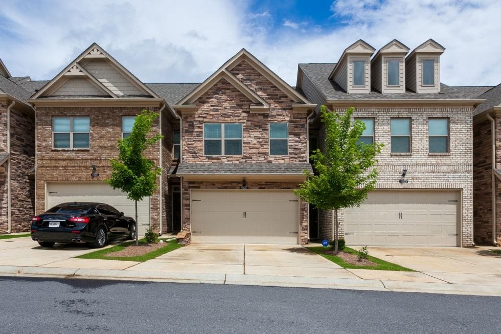 10627 Naramore Lane, Johns Creek, GA 30022 — most recent listing photo