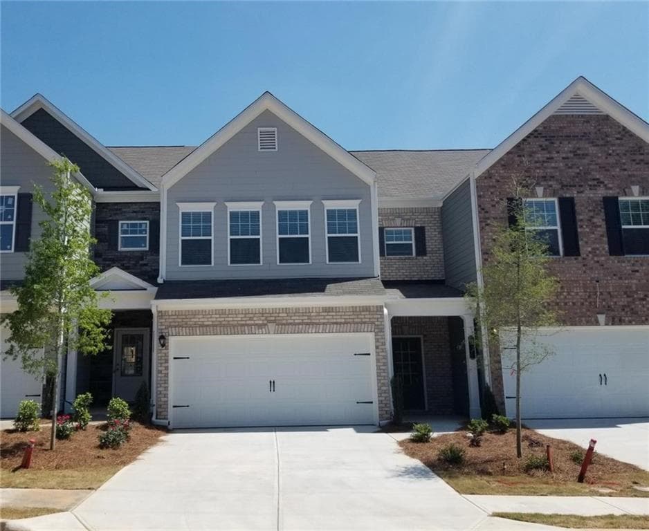 6220 Thorncrest Drive, Tucker, GA 30084 — most recent listing photo
