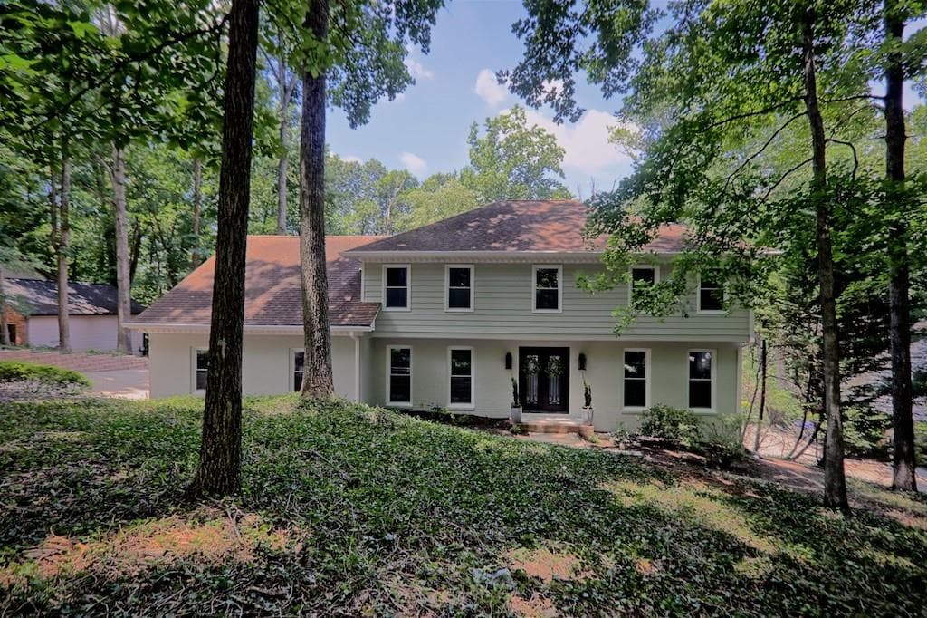 9425 Martin Road, Roswell, GA 30076 — most recent listing photo