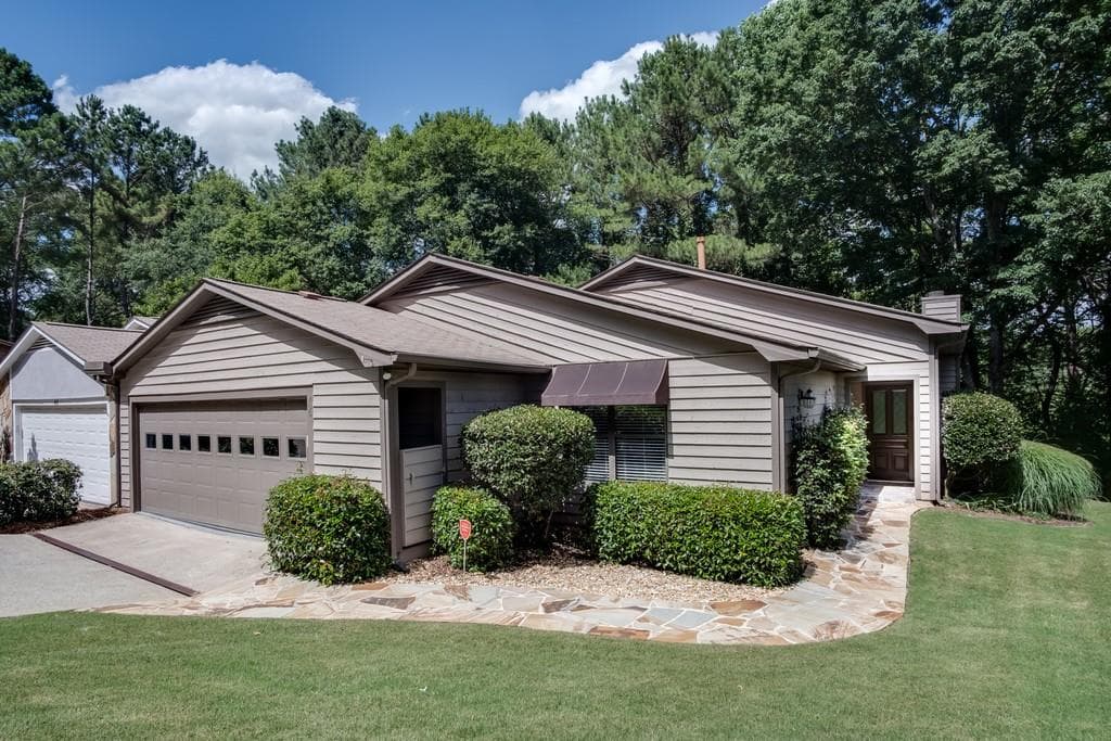 405 Sandwedge Lane, Alpharetta, GA 30022 — most recent listing photo