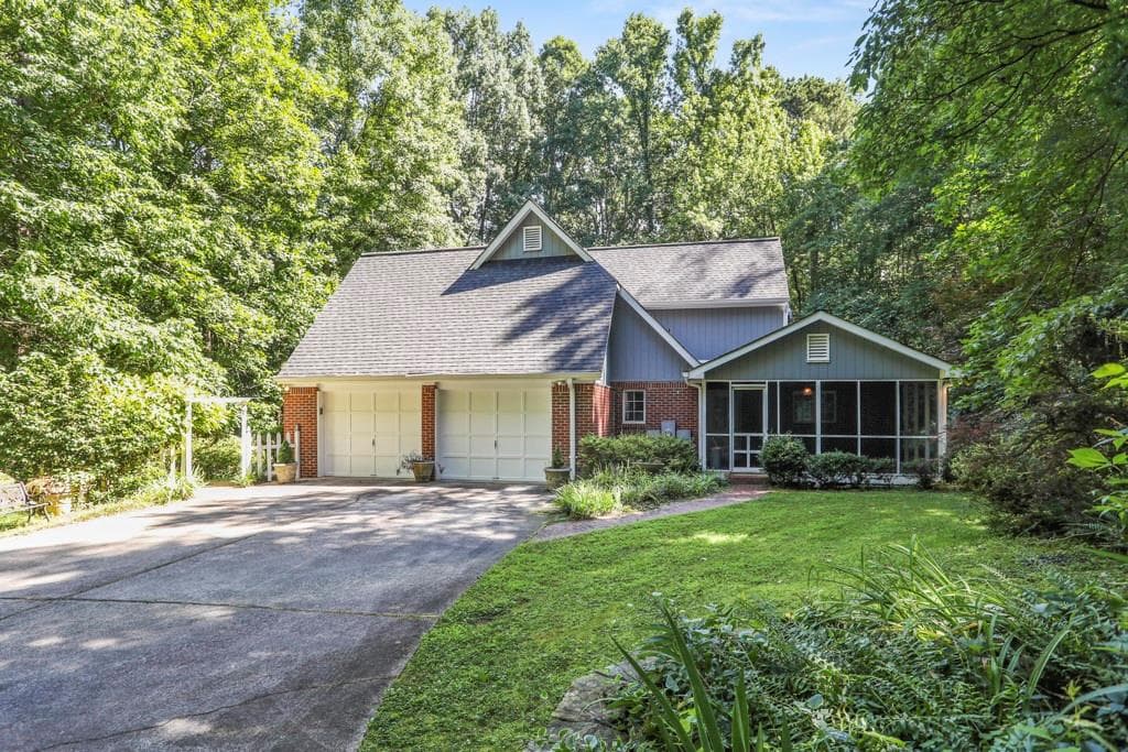 4 bedroom, 4 bathroom, 3,490 sq ft single family residence sold at 11875 Little Creek Crossing, Alpharetta, GA 30005