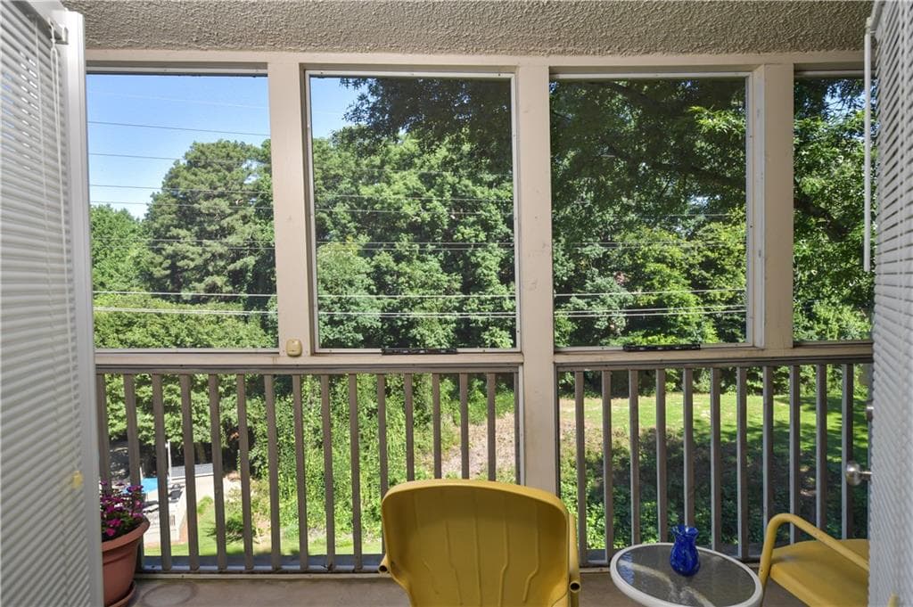 1 bedroom, 1 bathroom, 720 sq ft condominium sold at 1445 Monroe Drive E15, Atlanta, GA 30324