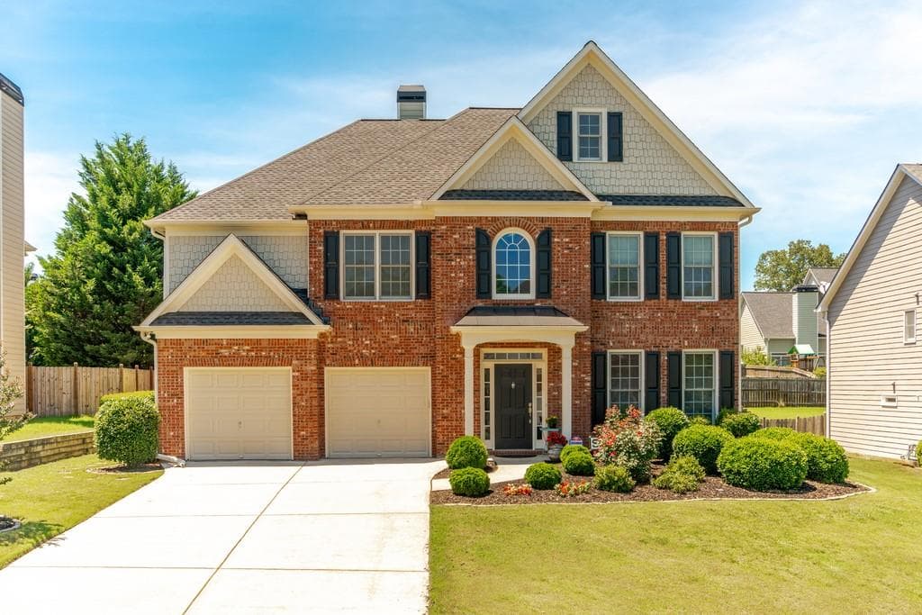 5 bedroom, 3 bathroom, 3,479 sq ft single family residence sold at 814 Middlebrooke Bend, Canton, GA 30115