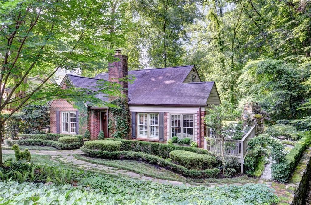 3 bedroom, 2 bathroom, 1,885 sq ft single family residence sold at 663 Amsterdam Avenue, Atlanta, GA 30306