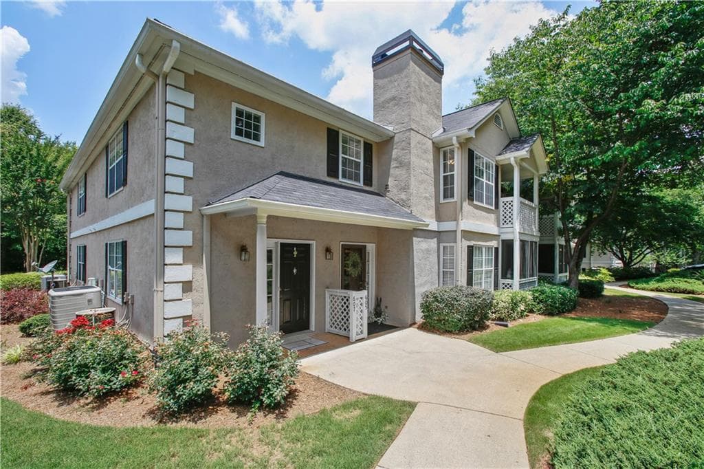 607 Peachtree Forest Avenue, Peachtree Corners, GA 30092 — most recent listing photo