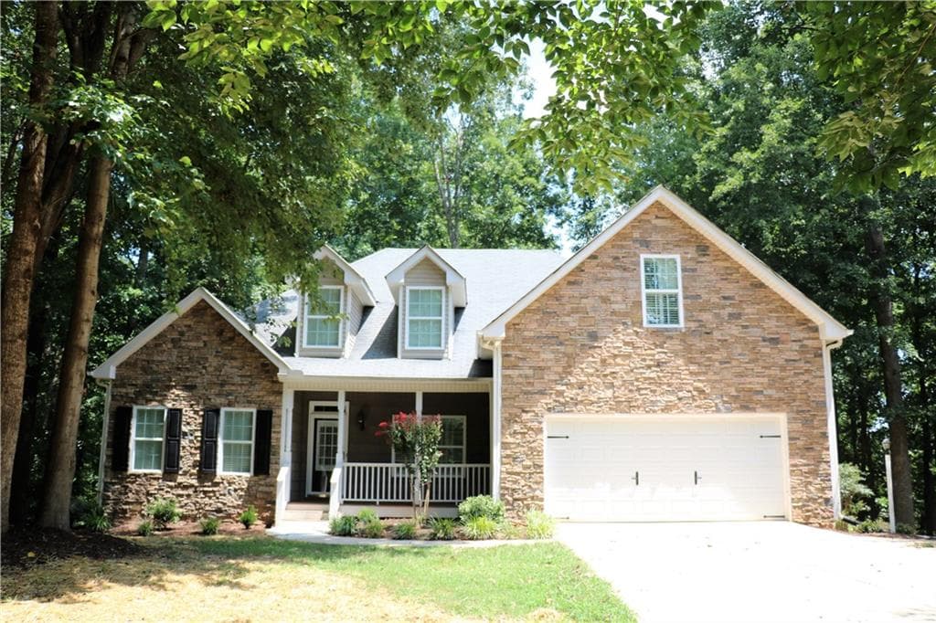9040 Hannamill Drive, Gainesville, GA 30506 — most recent listing photo