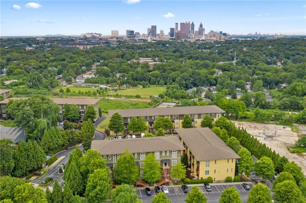 2 bedroom, 2 bathroom, 1,134 sq ft condominium sold at 1195 Milton Terrace 1103, Atlanta, GA 30315