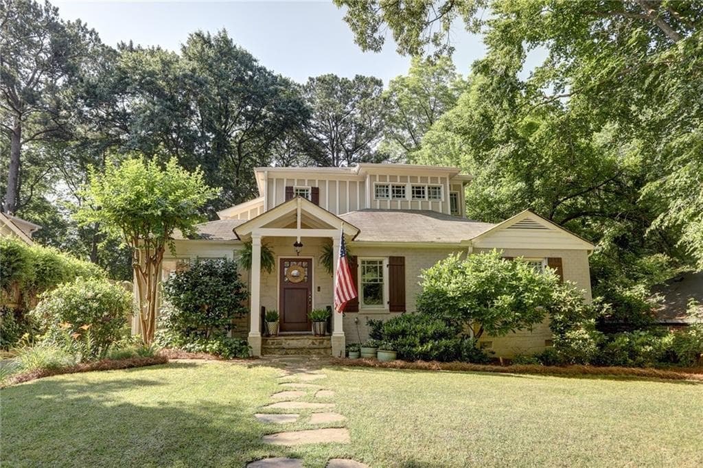 4 bedroom, 3 bathroom, 2,836 sq ft single family residence sold at 400 Lofton Road, Atlanta, GA 30309