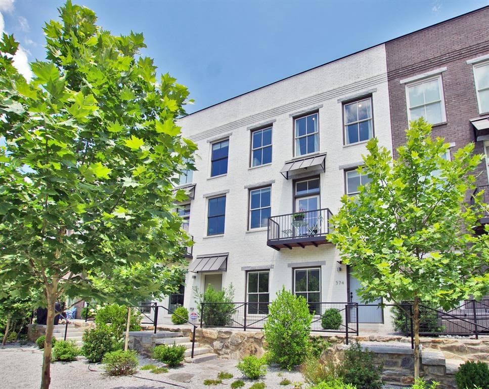 4 bedroom, 4 bathroom, 2,178 sq ft townhouse sold at 574 Bismark Road, Atlanta, GA 30324