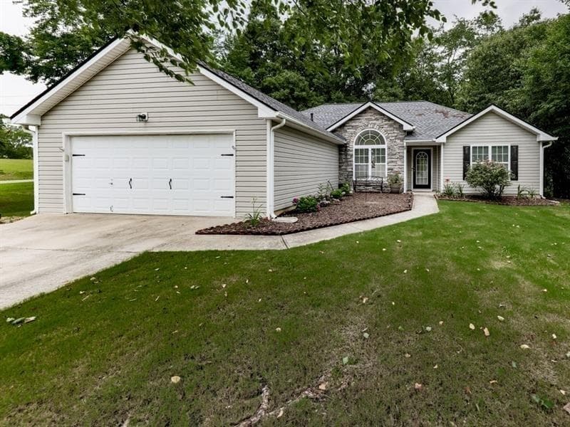 3 bedroom, 2 bathroom, 1,569 sq ft single family residence sold at 101 Legend Creek Drive, Canton, GA 30114