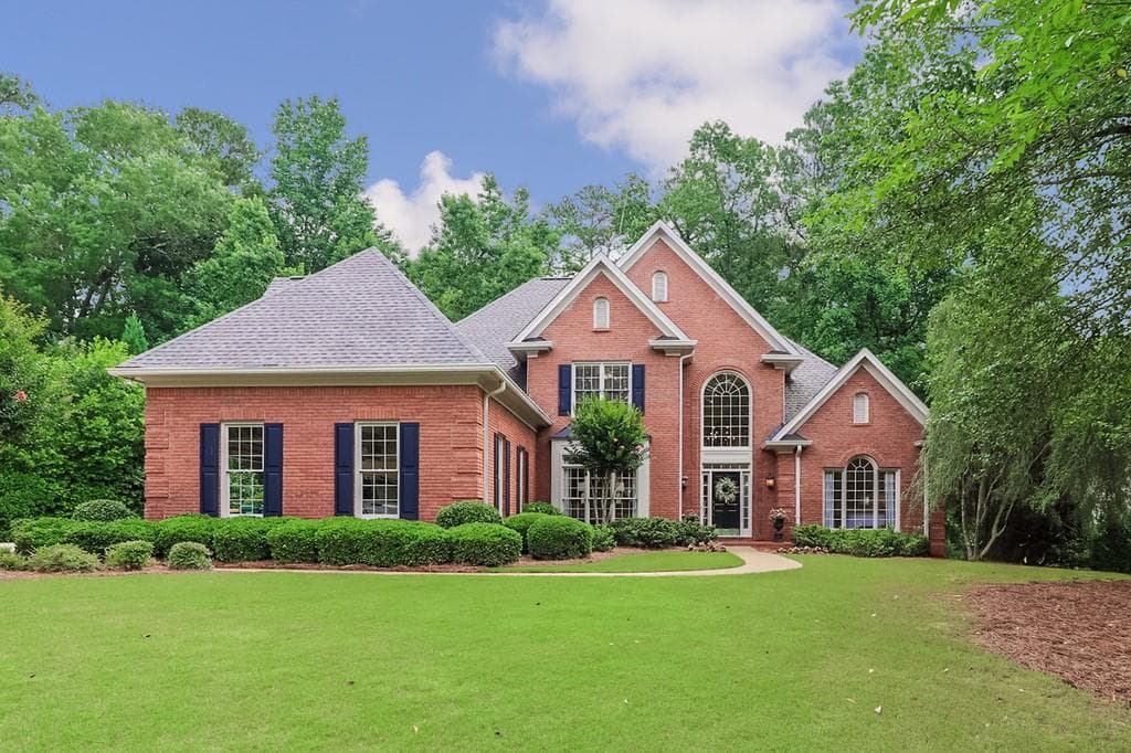 4 bedroom, 4 bathroom, 4,159 sq ft single family residence sold at 195 Fernly Park Drive, Johns Creek, GA 30022