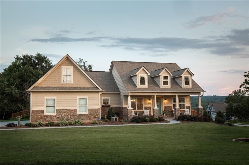 4 bedroom, 3 bathroom, 3,457 sq ft single family residence sold at 916 Ashland Falls Drive, Monroe, GA 30656