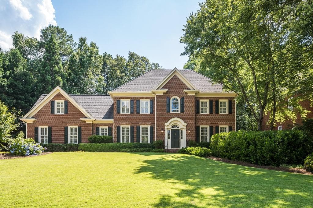 7885 Landowne Drive, Sandy Springs, GA 30350 — most recent listing photo