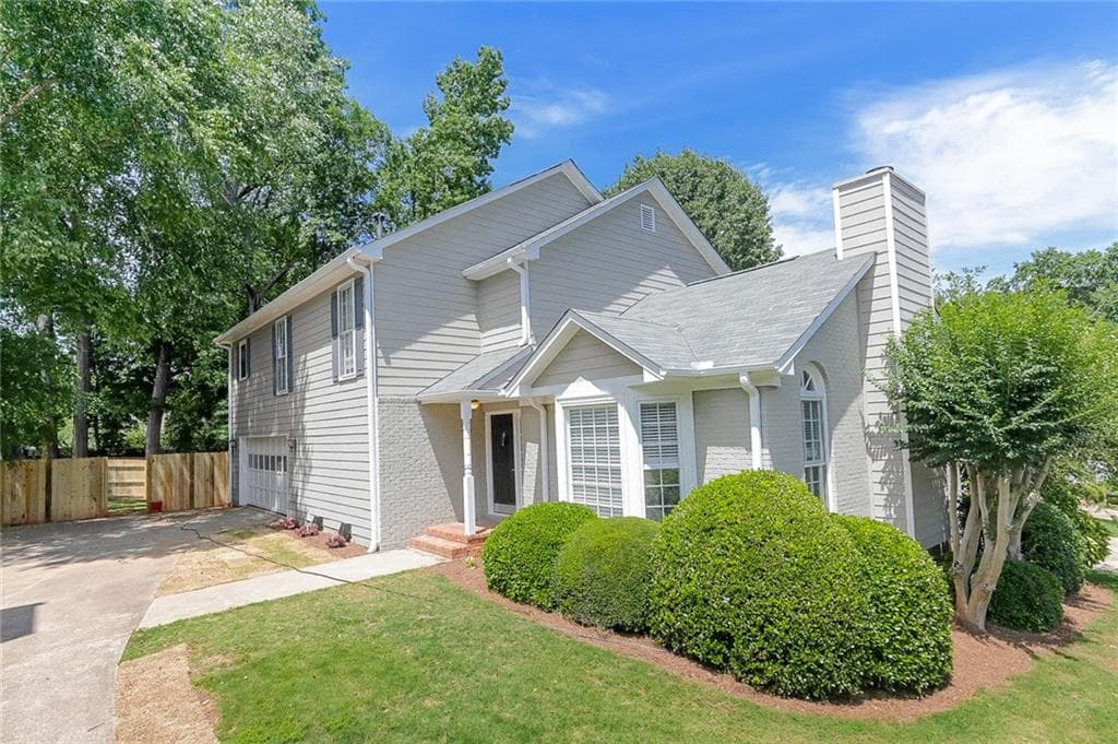 3 bedroom, 3 bathroom, 2,688 sq ft single family residence sold at 1172 Alexandria Court, Brookhaven, GA 30319
