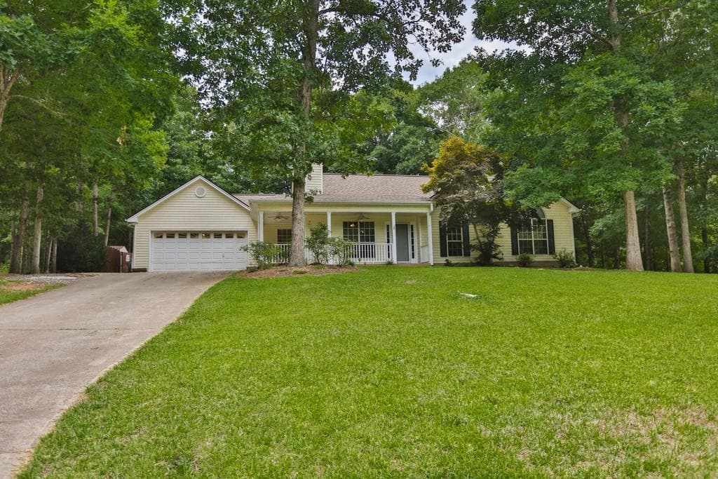 541 Oxford Ridge, Winder, GA 30680 — most recent listing photo