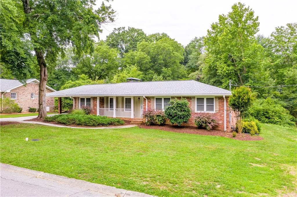 591 Hillandale Circle, Marietta, GA 30064 — most recent listing photo