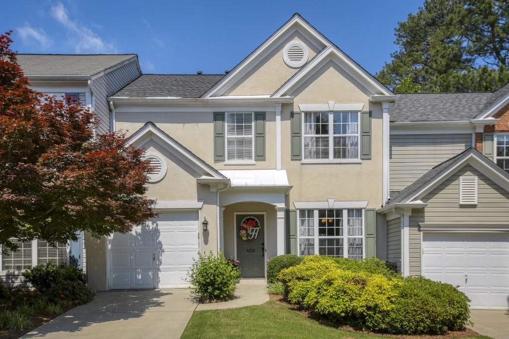 3 bedroom, 3 bathroom, 1,642 sq ft townhouse sold at 4208 Timbercreek Circle, Roswell, GA 30076