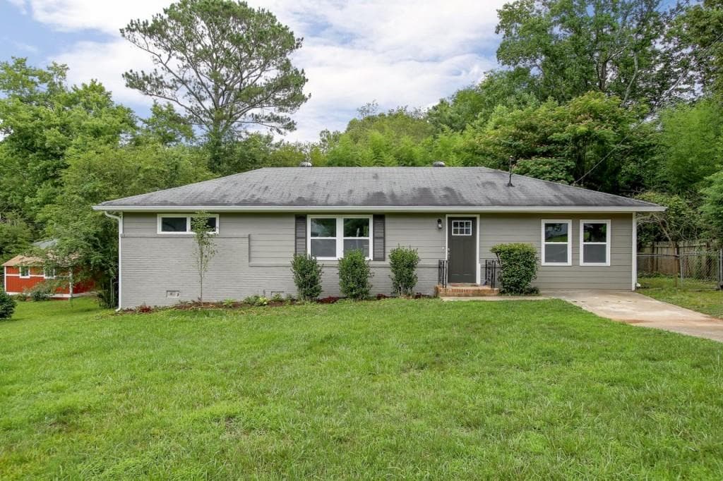3 bedroom, 2 bathroom, 1,169 sq ft single family residence sold at 3085 Biggern Avenue, Smyrna, GA 30082