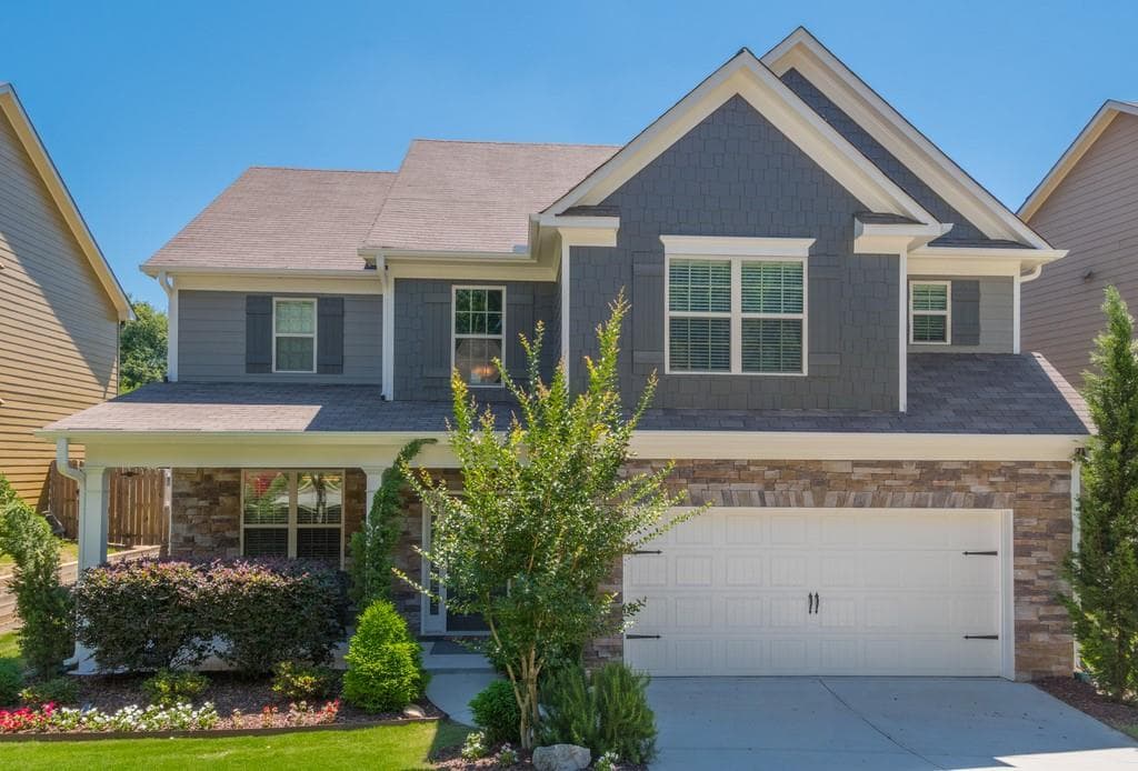 4 bedroom, 3 bathroom, 2,400 sq ft single family residence sold at 2331 LINE Drive, Lawrenceville, GA 30043