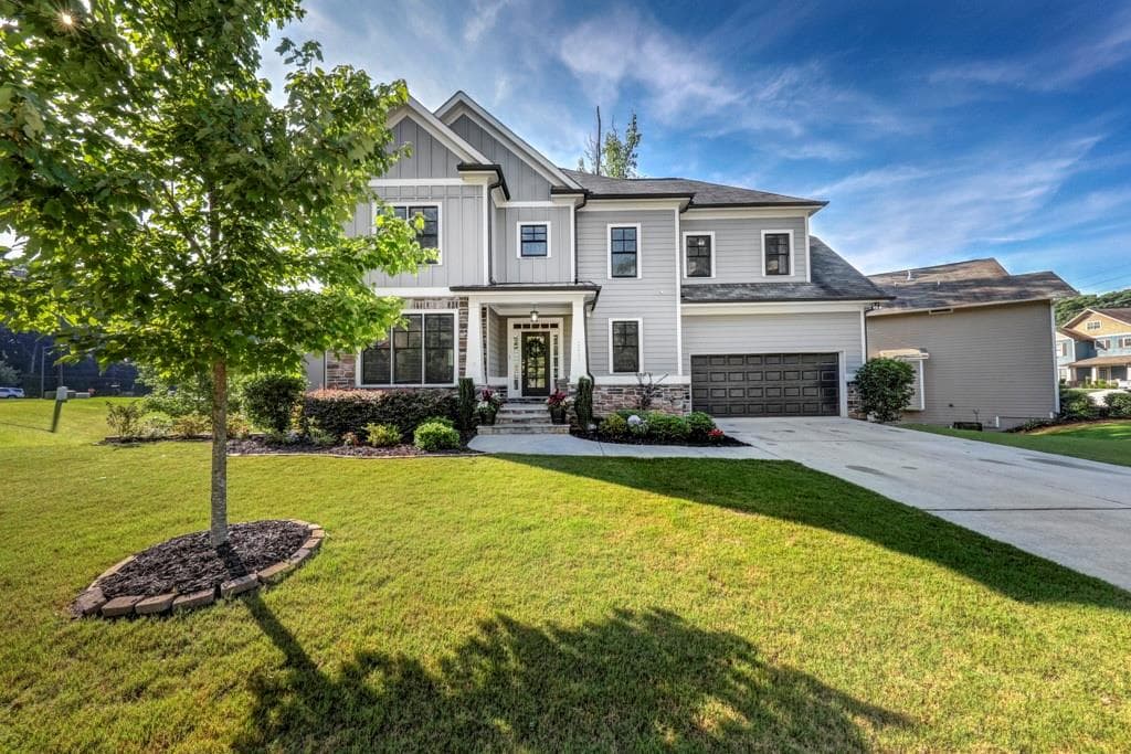 2211 Collins Ridge Drive, Atlanta, GA 30318 — most recent listing photo