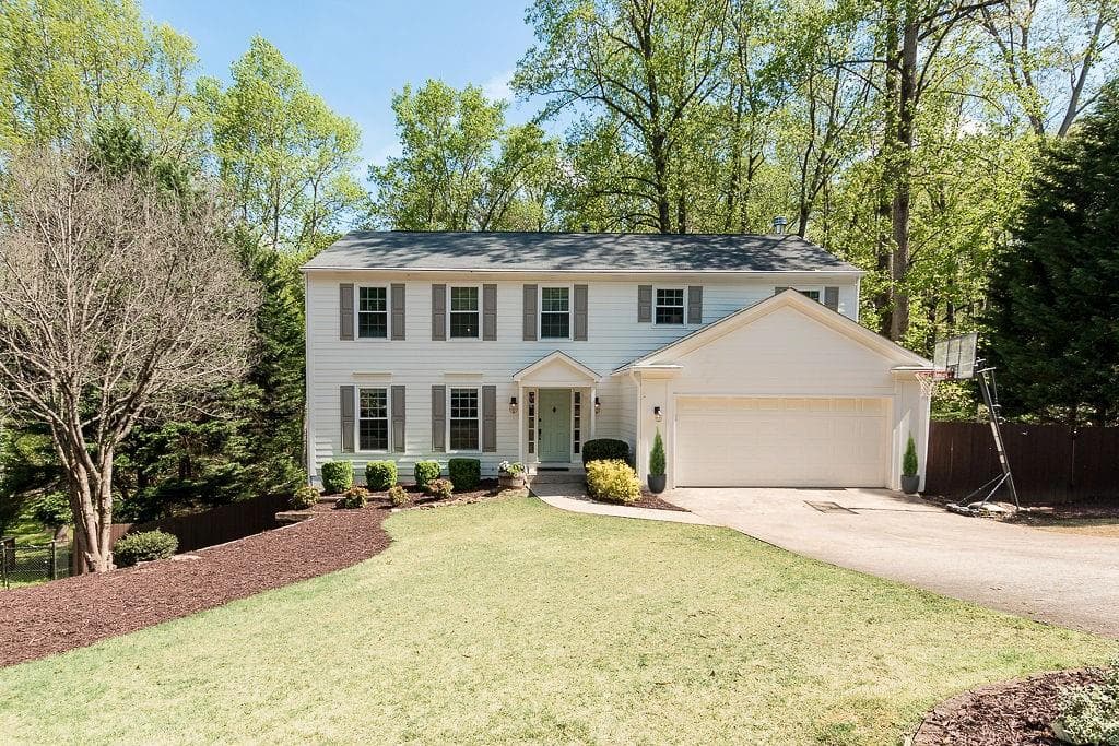 4 bedroom, 4 bathroom, 3,301 sq ft single family residence sold at 505 Cranberry Place, Roswell, GA 30076