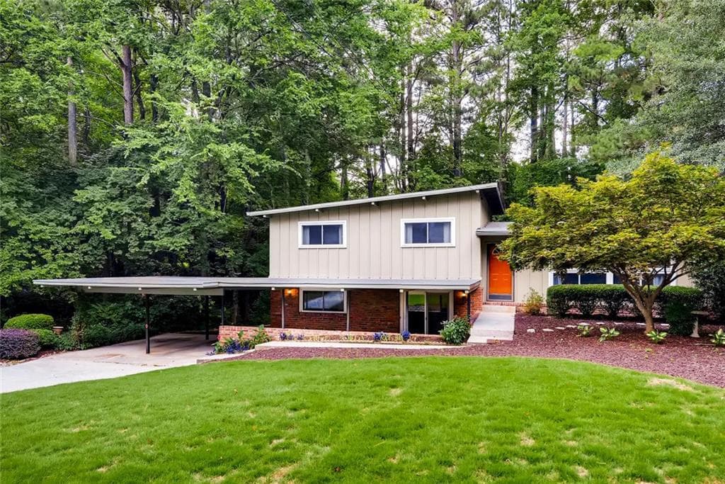 3 bedroom, 3 bathroom, 2,080 sq ft single family residence sold at 3522 Beachhill Drive, Atlanta, GA 30340