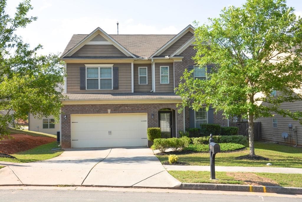 3 bedroom, 3 bathroom, 2,964 sq ft single family residence sold at 3770 HEMPSTEAD Way, Atlanta, GA 30331