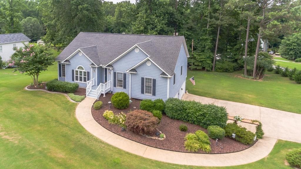 4 bedroom, 3 bathroom, 2,220 sq ft single family residence sold at 405 Windsor Way, Canton, GA 30115