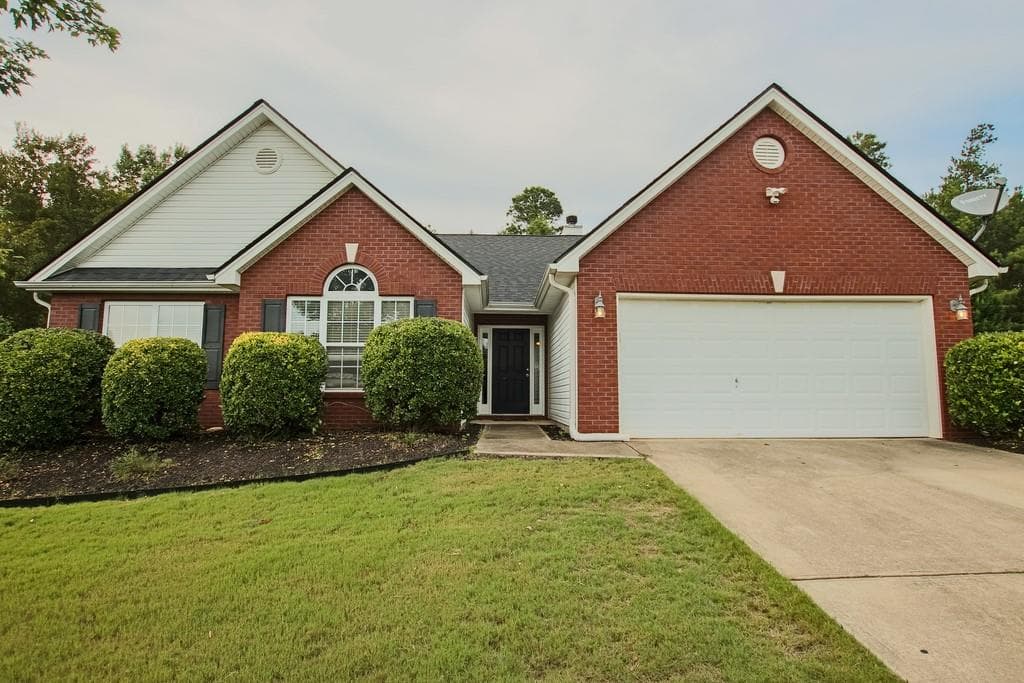 1960 Winnstead Place, Loganville, GA 30052 — most recent listing photo
