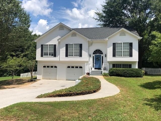 138 Charles Drive, Calhoun, GA 30701 — most recent listing photo
