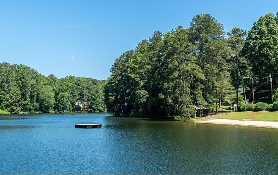 354 Kenilworth Circle, Stone Mountain, GA 30083 — most recent listing photo