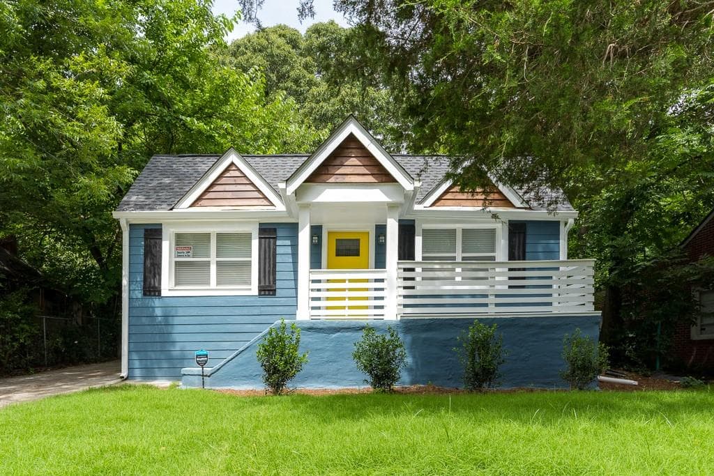 3 bedroom, 3 bathroom, 2,008 sq ft single family residence sold at 136 Scott Street, Atlanta, GA 30314
