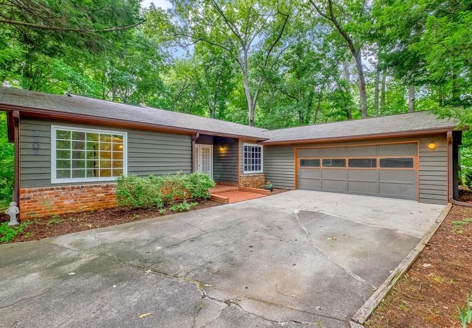 2202 Tully Wren, Marietta, GA 30066 — most recent listing photo