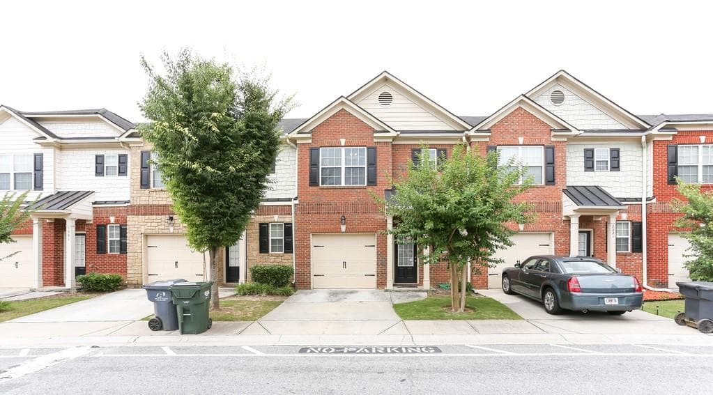 2011 Ferentz Trace, Norcross, GA 30071 — most recent listing photo