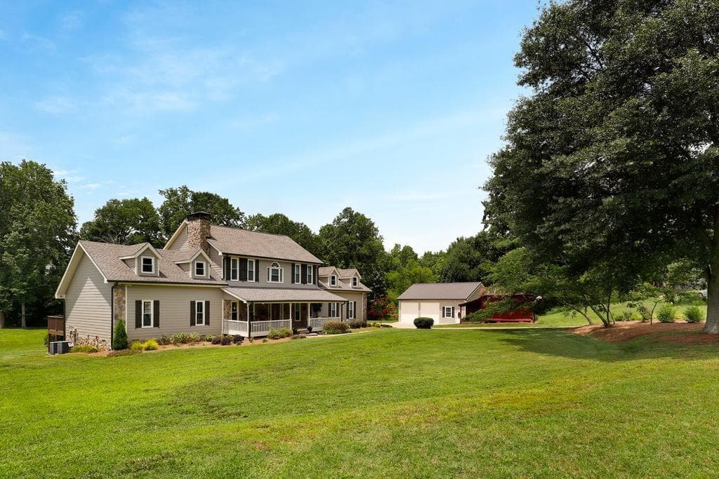 935 New Light Road, Canton, GA 30115 — most recent listing photo