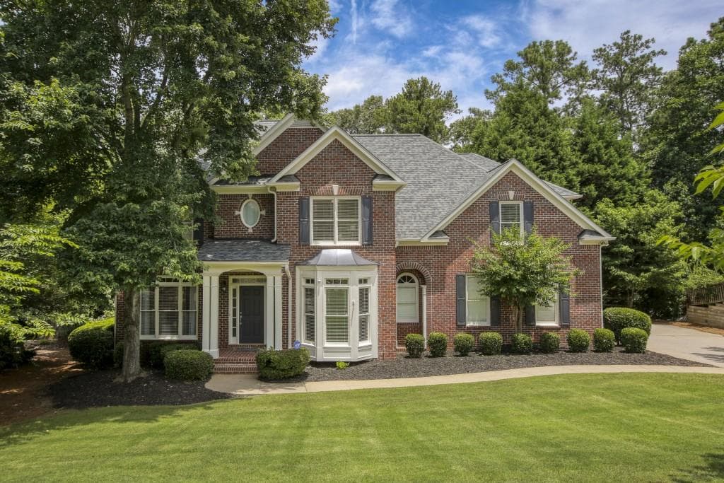 3815 Hamby Oaks Drive, Alpharetta, GA 30004 — most recent listing photo