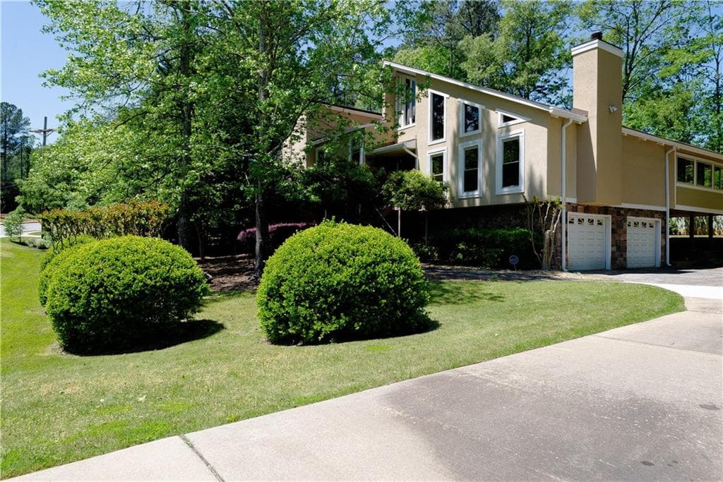 3431 Post Oak Tritt Road, Marietta, GA 30062 — most recent listing photo