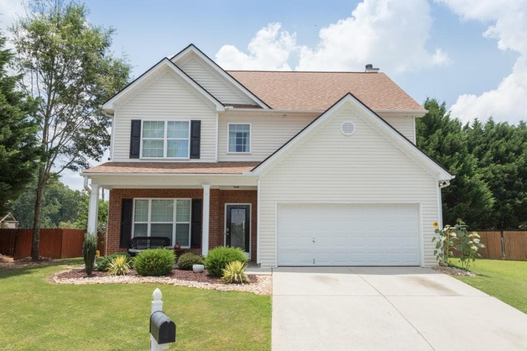 4 bedroom, 3 bathroom, 1,687 sq ft single family residence sold at 418 Burts Crossing Drive, Dawsonville, GA 30534