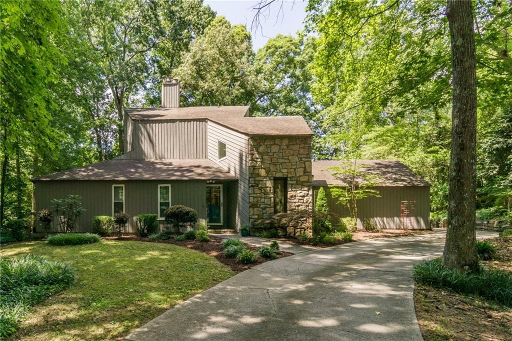 4811 Karls Gate Drive, Marietta, GA 30068 — most recent listing photo