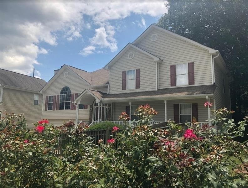 4 bedroom, 3 bathroom, 2,504 sq ft single family residence sold at 1016 Foxhollow Trail -, Canton, GA 30115