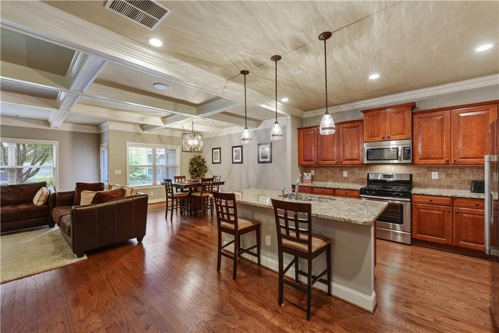 3 bedroom, 3 bathroom, 2,452 sq ft townhouse sold at 2281 W Village Lane, Smyrna, GA 30080