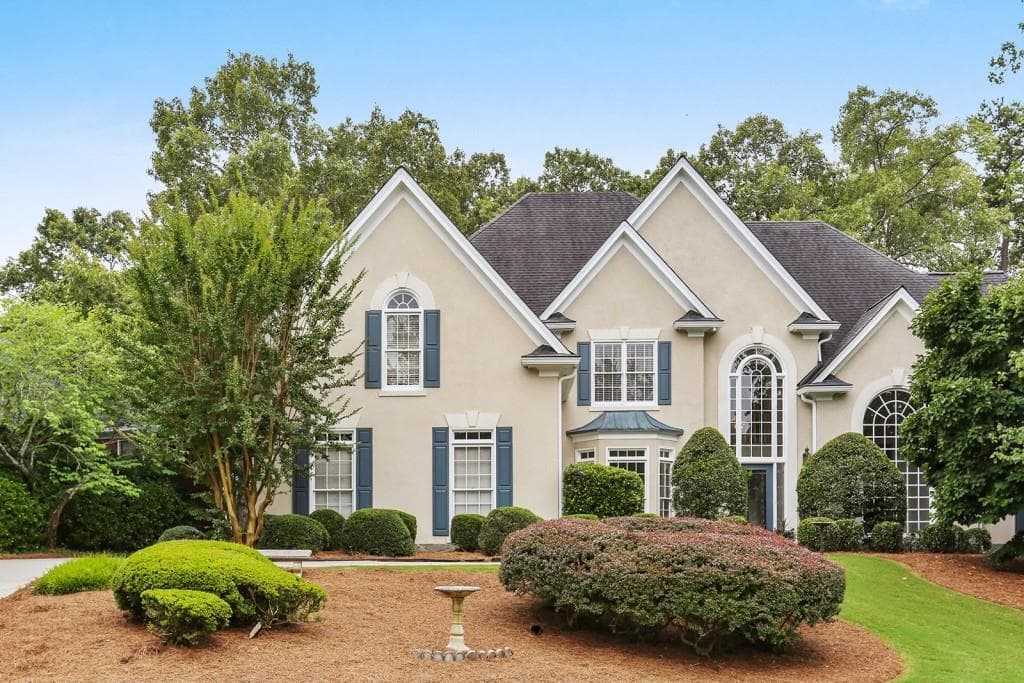 6 bedroom, 7 bathroom, 5,024 sq ft single family residence sold at 800 Club Chase Lane, Roswell, GA 30076