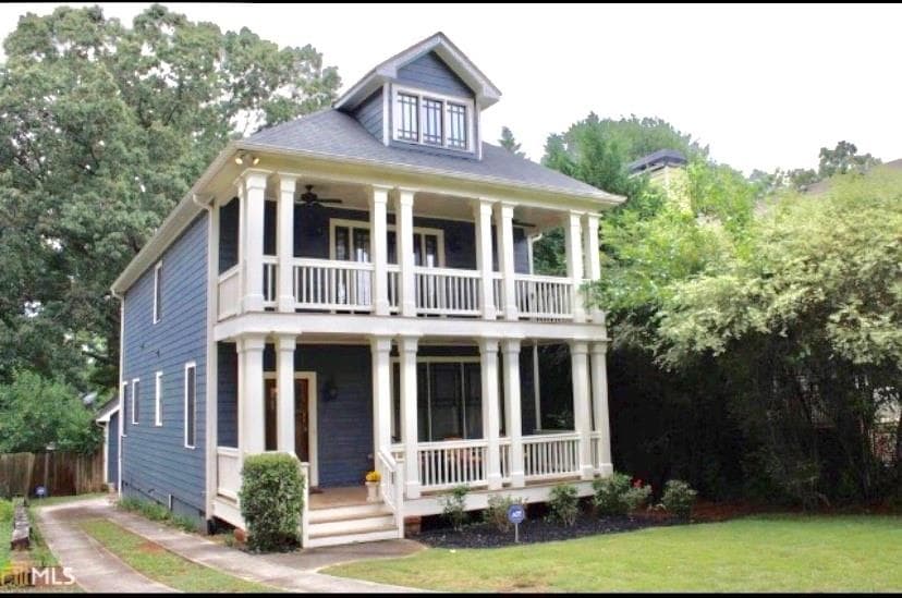 3 bedroom, 3 bathroom, 1,814 sq ft single family residence sold at 1965 Braeburn Circle, Atlanta, GA 30316