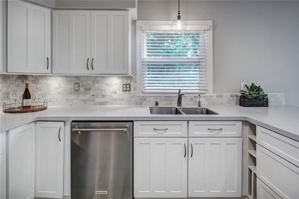 1236 Defoor Court, Atlanta, GA 30318 — most recent listing photo