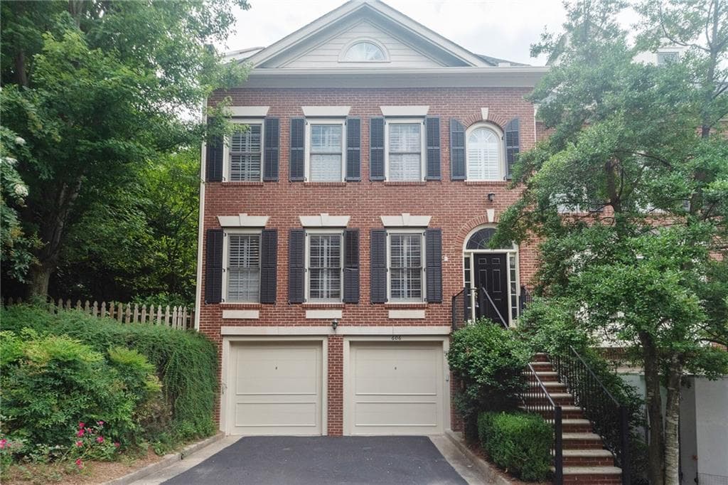 4 bedroom, 5 bathroom, 3,508 sq ft townhouse sold at 1735 Peachtree Street 606, Atlanta, GA 30309
