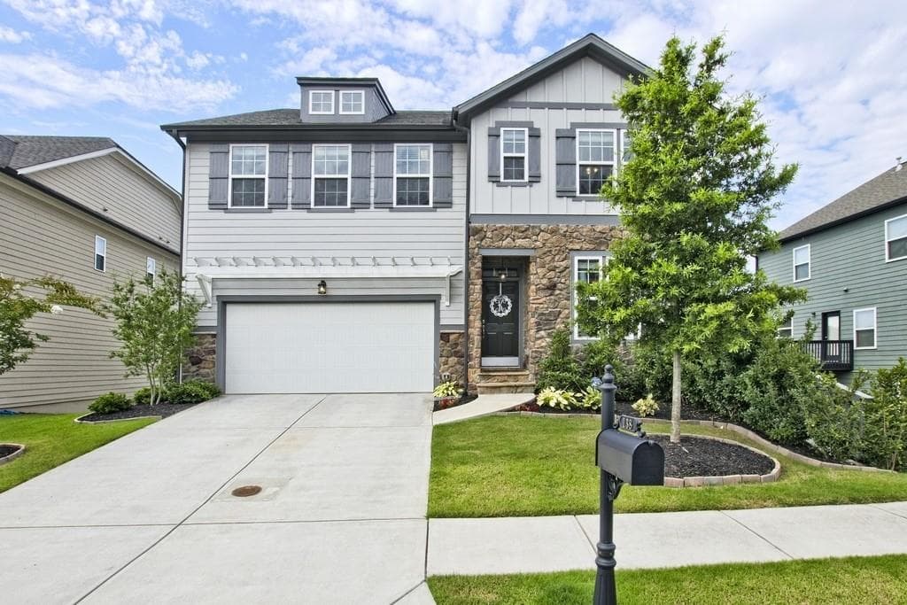 4 bedroom, 4 bathroom, 3,221 sq ft single family residence sold at 138 Stoney Creek Parkway, Woodstock, GA 30188