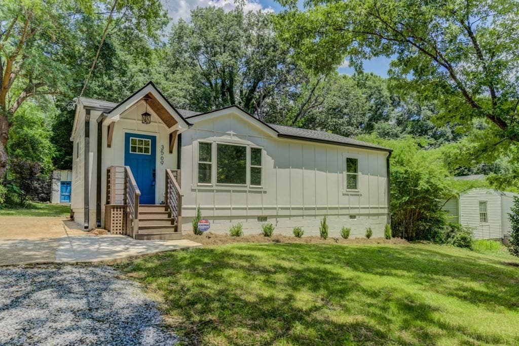 3569 Orchard Circle, Decatur, GA 30032 — most recent listing photo