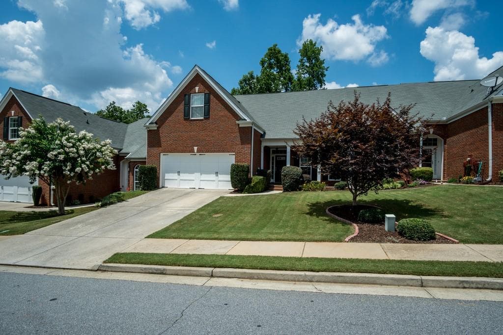 4 bedroom, 4 bathroom, 3,225 sq ft townhouse sold at 404 Brookes Walk, Woodstock, GA 30188