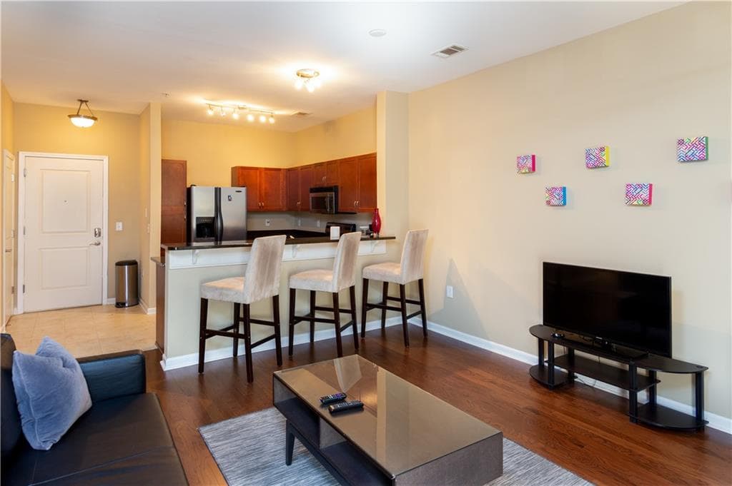870 Mayson Turner Road 1140, Atlanta, GA 30314 — most recent listing photo